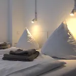 BNB near Brandenburg Gate - Rooms&Apartments