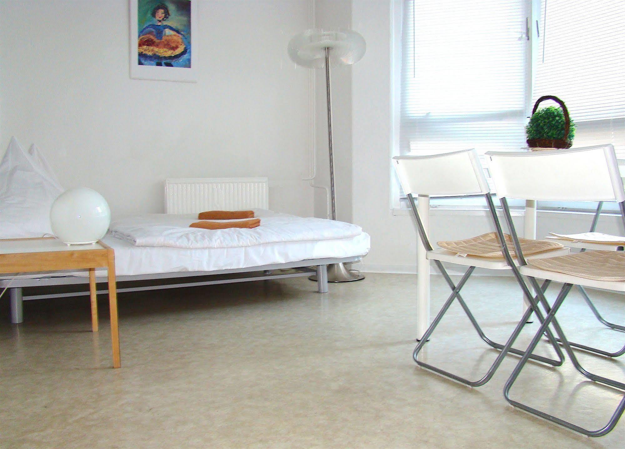 Near Brandenburg Gate - Rooms&apartments Berlijn
