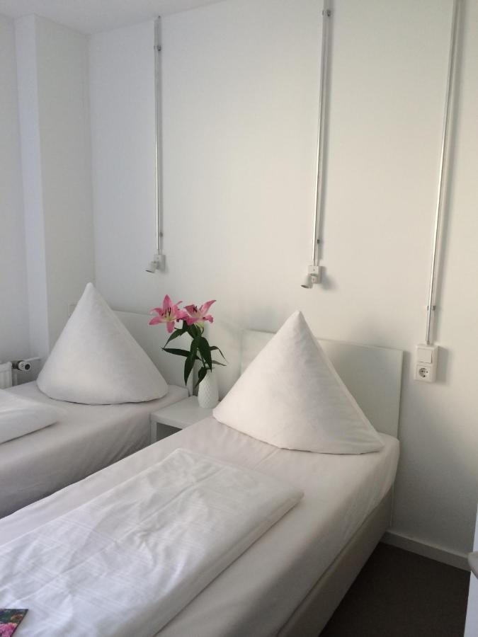 Near Brandenburg Gate - Rooms&apartments Berlijn