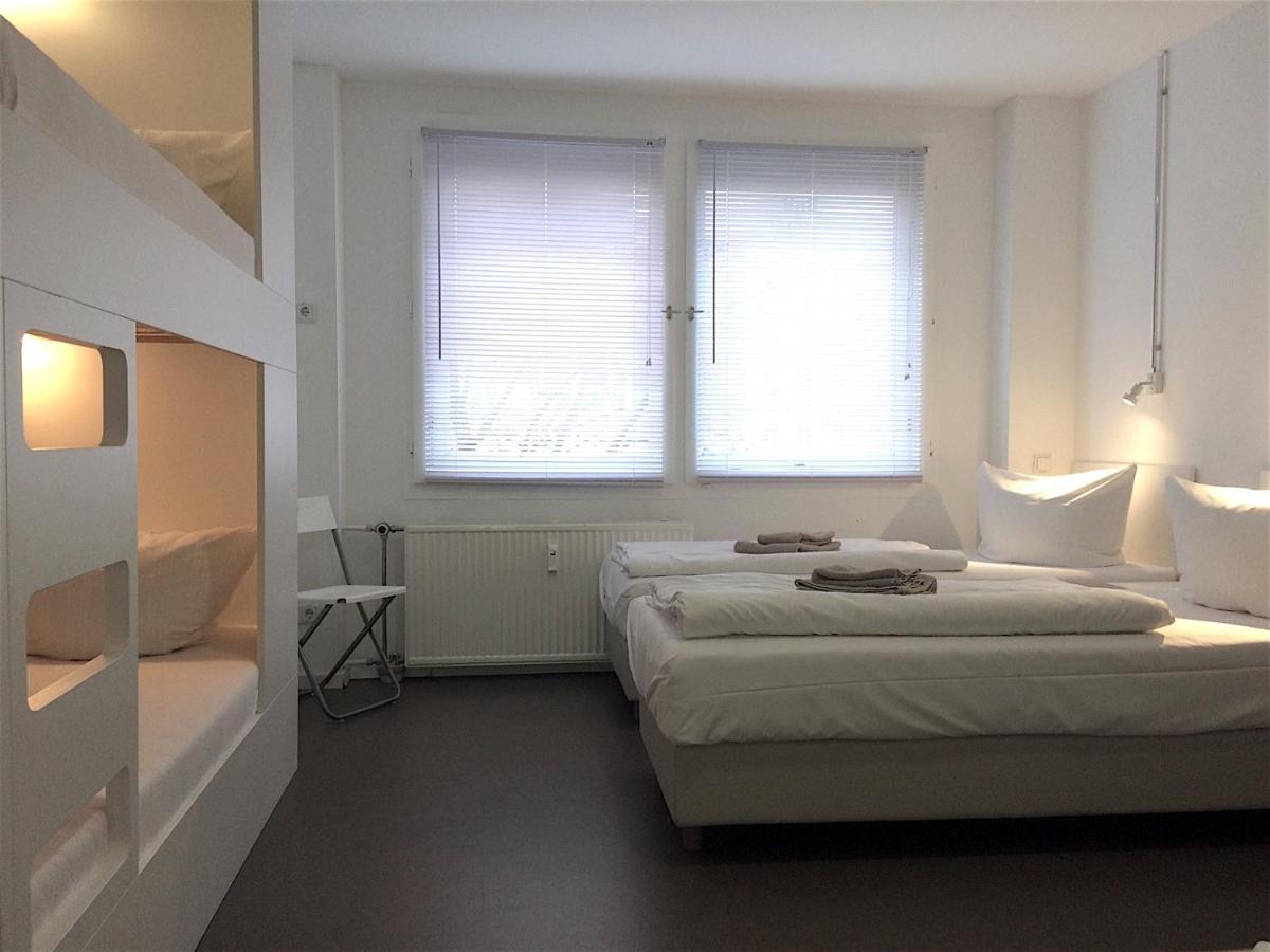 Near Brandenburg Gate - Rooms&apartments * Berlijn
